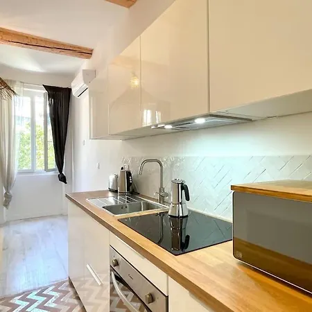 Lafrenchcasa Noailles Apartamento *